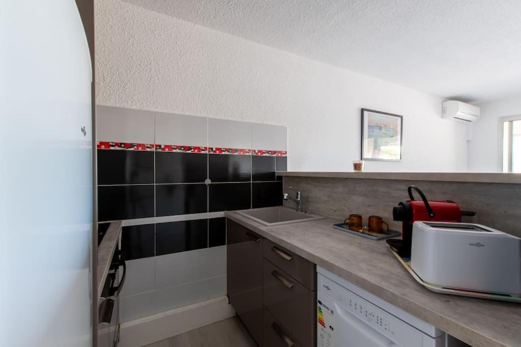 Le Nautilus Proche Clim Parking Prive Wifi Proche Montpellier Appartement